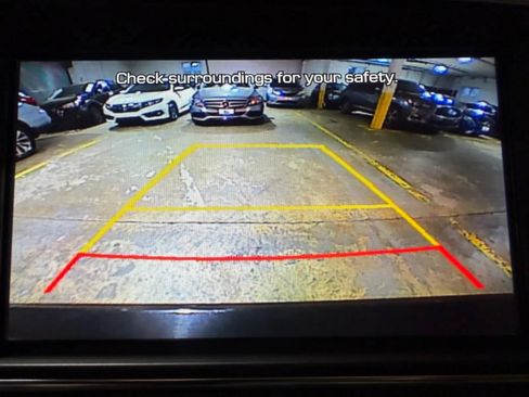 Used 2017 Hyundai Elantra Limited w/ Limited Tech Package 04 FWD image 16