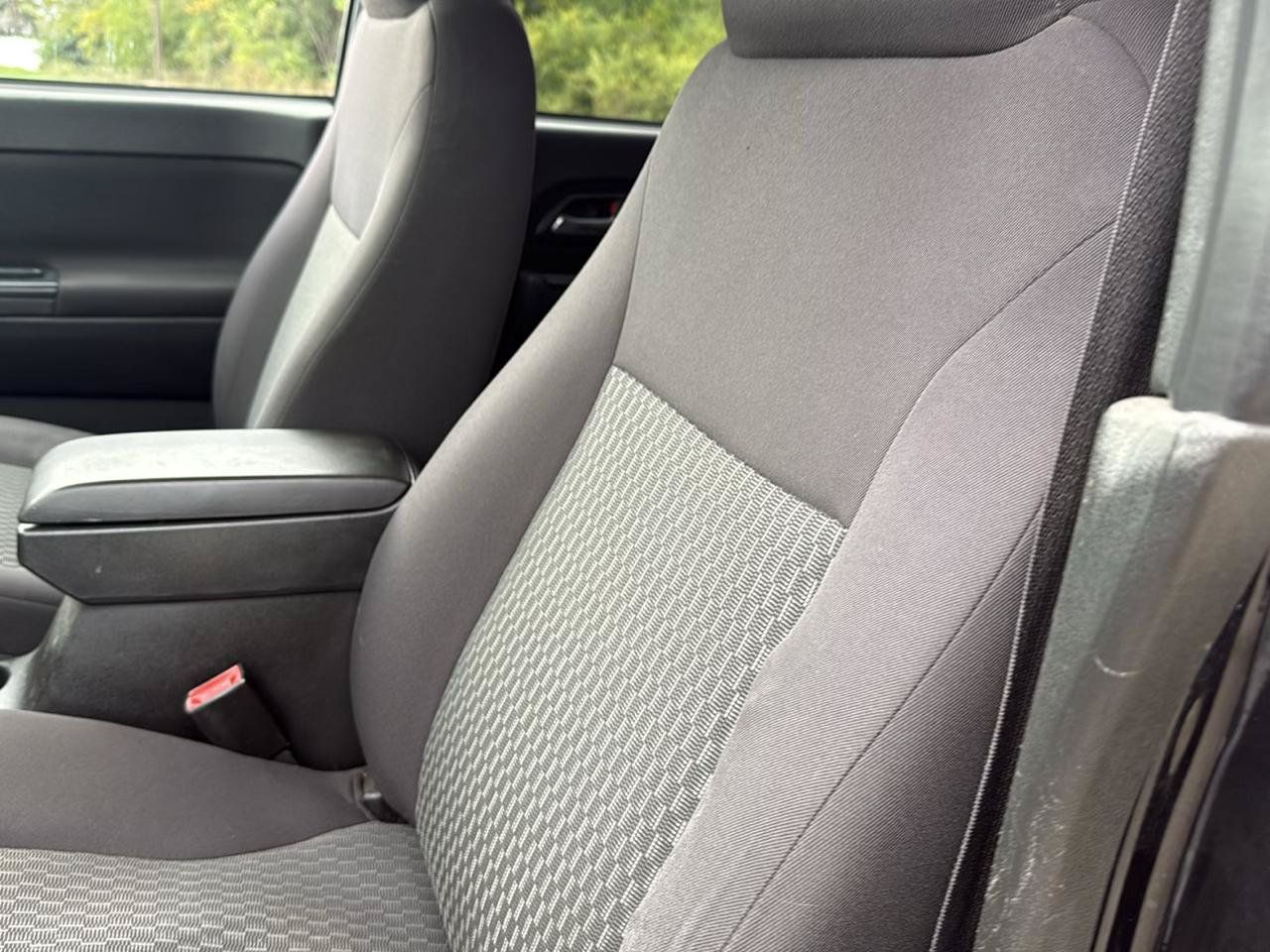 Used 2012 Chevrolet Colorado LT AWD/4WD image 15