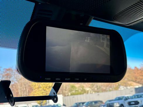 Used 2019 Mercedes-Benz Sprinter 144 image 19