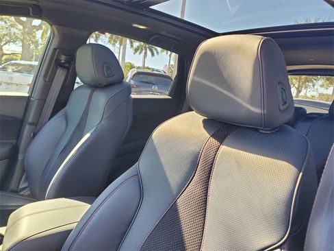 Used 2025 Acura RDX A-Spec image 17