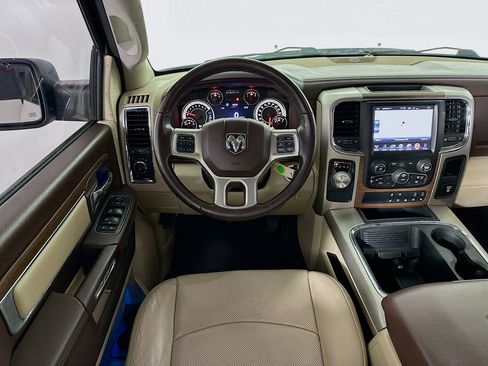 Used 2017 RAM 1500 Laramie RWD image 27