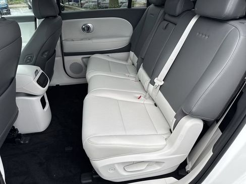 New 2026 Hyundai Ioniq 9 SEL image 12