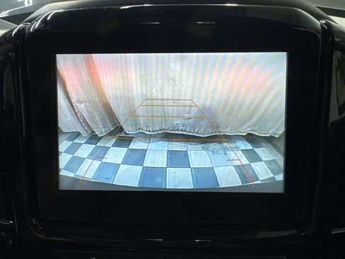 Used 2019 Chevrolet Traverse LT image 20