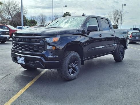 New 2026 Chevrolet Silverado 1500 Custom Trail Boss w/ Midnight Edition AWD/4WD image 7