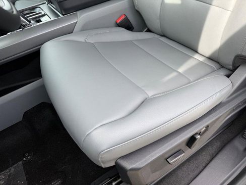 New 2025 Ford F150 Lightning Flash image 26