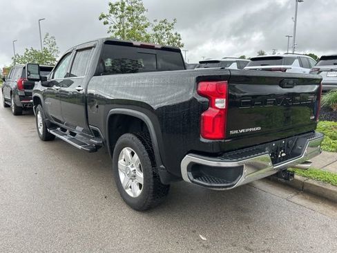 Used 2020 Chevrolet Silverado 2500 LTZ w/ LTZ Plus Package AWD/4WD image 4