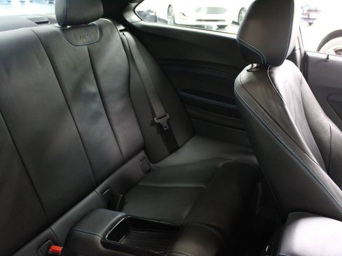 Used 2017 BMW M2 image 19