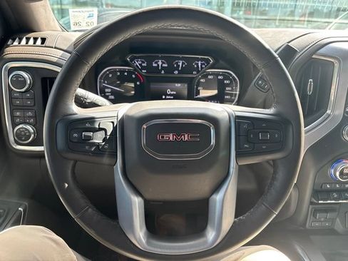 Used 2022 GMC Sierra 1500 SLT AWD/4WD image 15