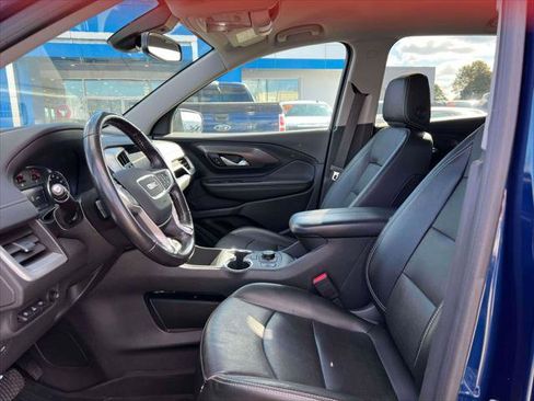 Used 2022 GMC Terrain SLT w/ Tech Package image 13