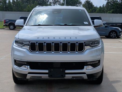 Used 2022 Jeep Wagoneer Series II RWD image 8