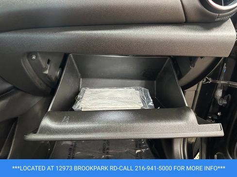 Used 2021 Chevrolet Blazer LT FWD image 24