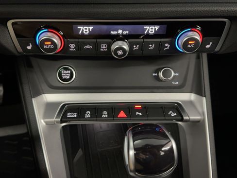 Used 2025 Audi Q3 2.0T Premium w/ Convenience Package image 18