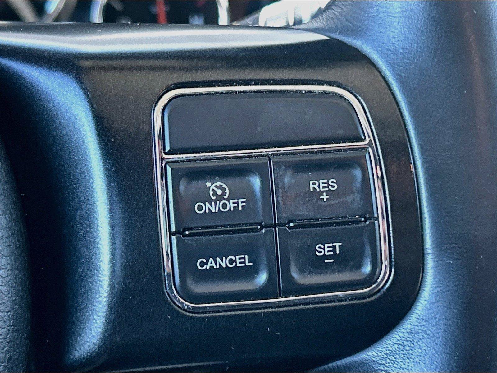 Used 2017 Jeep Wrangler Unlimited Sahara AWD/4WD image 32