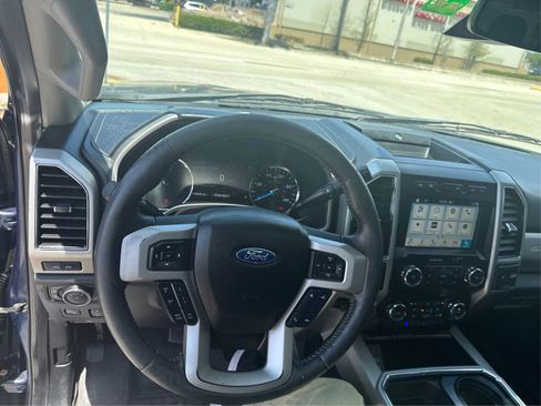 Used 2019 Ford F450 Lariat w/ Lariat Ultimate Package AWD/4WD image 19