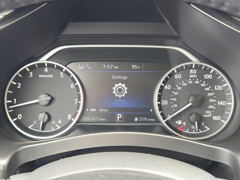 Used 2020 Nissan Murano SV FWD image 22
