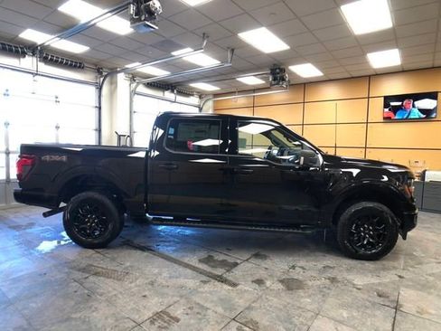 New 2025 Ford F150 XLT w/ Equipment Group 302A MID image 8