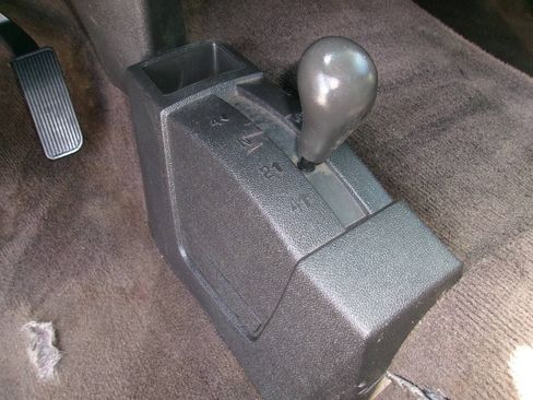 Used 2008 Chevrolet Silverado 3500 W/T AWD/4WD image 15