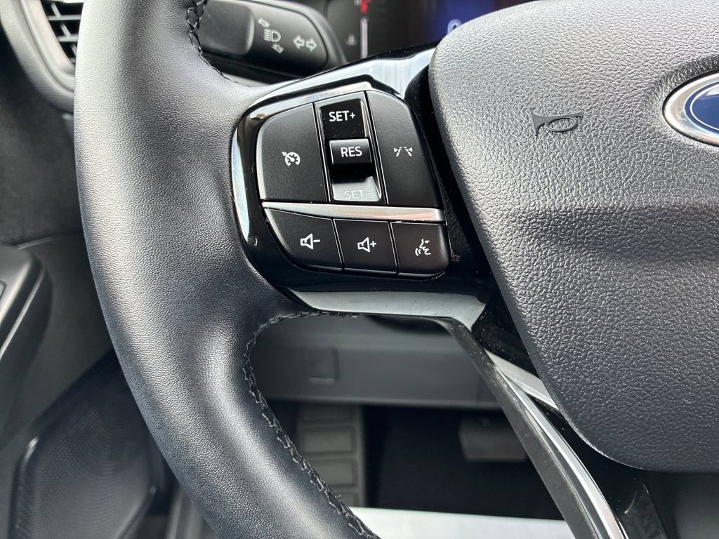 Used 2023 Ford Escape Active AWD/4WD image 23