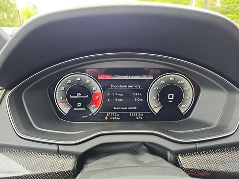 Used 2023 Audi SQ5 Prestige AWD/4WD image 14