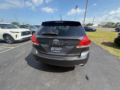 Used 2011 Toyota Venza w/ Comfort Pkg image 4