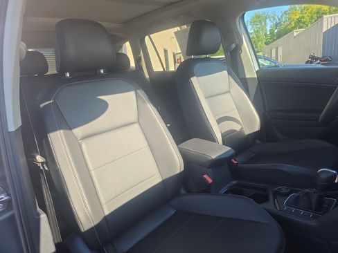 Used 2021 Volkswagen Tiguan S AWD/4WD image 13