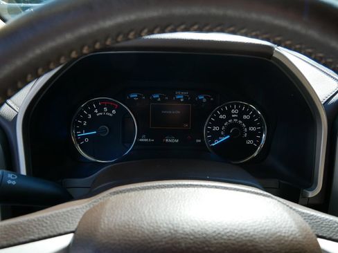 Used 2019 Ford F150 Lariat w/ Equipment Group 502A Luxury AWD/4WD image 26