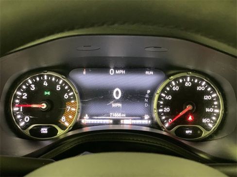 Used 2021 Jeep Renegade Latitude image 11