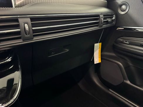 New 2026 Lincoln Corsair Premiere image 45