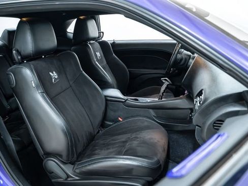 Used 2018 Dodge Challenger R/T Scat Pack image 25