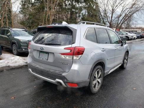 Used 2019 Subaru Forester Touring image 3