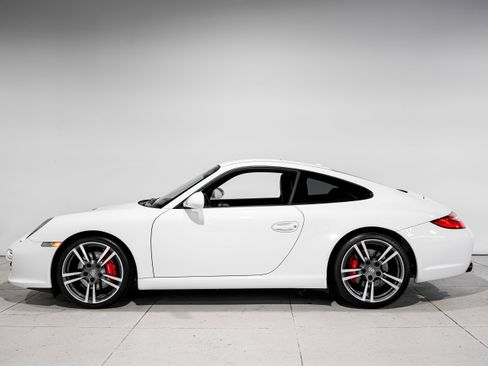 Used 2011 Porsche 911 Carrera S image 7