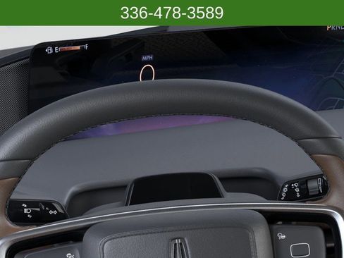 New 2026 Lincoln Navigator L Reserve AWD/4WD image 13