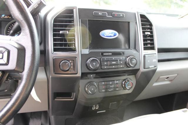 Used 2018 Ford F150 XLT w/ Equipment Group 302A Luxury AWD/4WD image 21