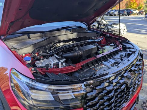 New 2026 Ford Explorer ST w/ Sun And Sound Package image 43