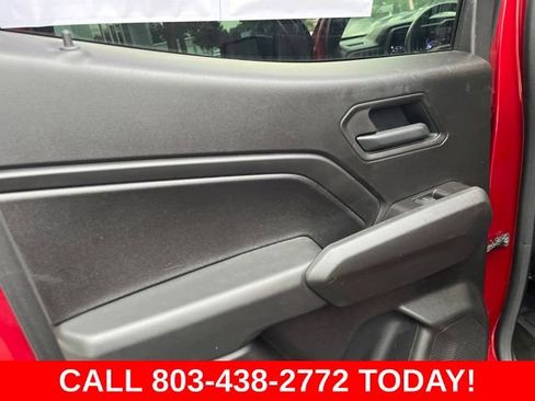 Used 2025 Chevrolet Colorado W/T w/ WT Custom Package RWD image 9