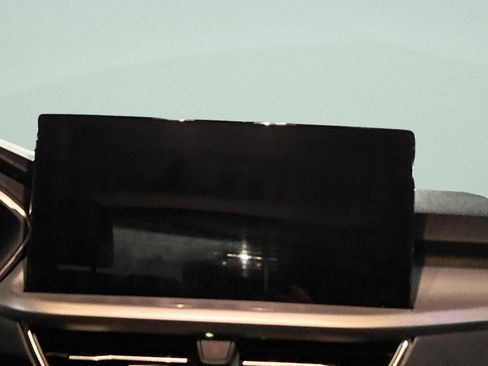 Used 2023 Ford Escape Platinum image 18