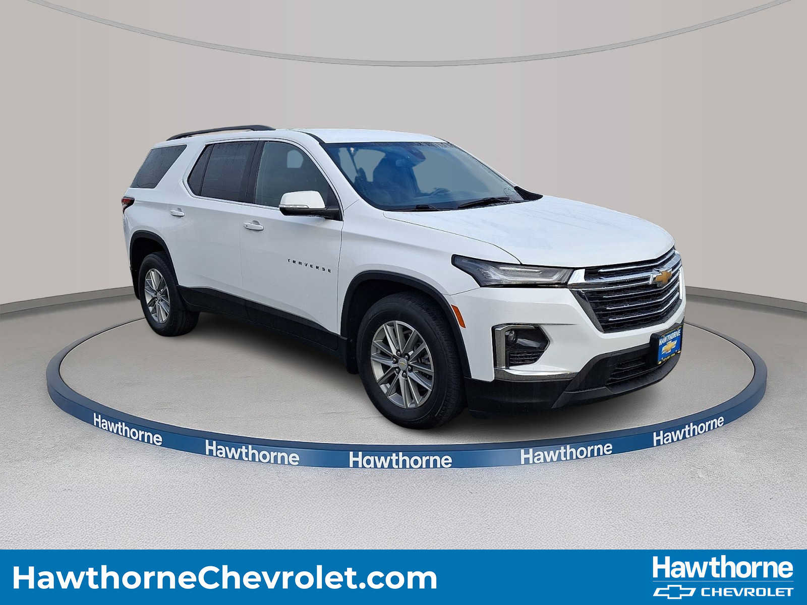 Used 2023 Chevrolet Traverse LT w/ LPO, Floor Liner Package AWD/4WD image 1