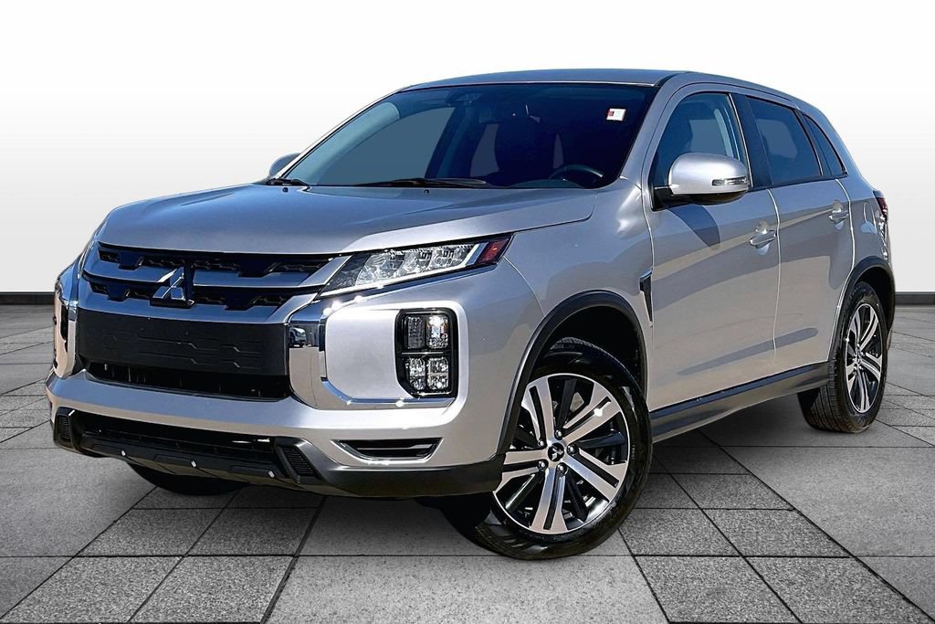 Used 2025 Mitsubishi Outlander Sport AWD image 1