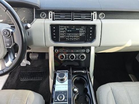 Used 2016 Land Rover Range Rover HSE image 7
