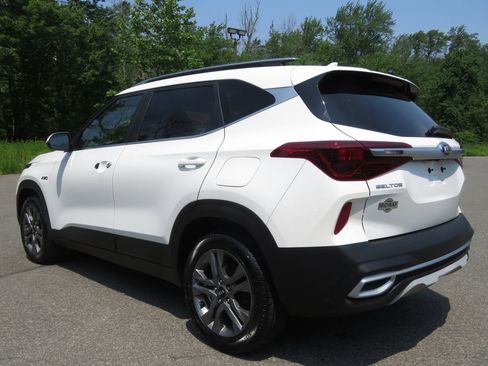 Used 2021 Kia Seltos S AWD/4WD image 7