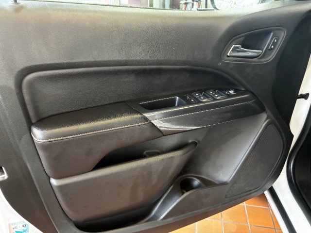 Used 2022 GMC Canyon AT4 AWD/4WD image 13