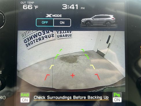 Used 2024 Subaru Ascent Premium w/ Convenience Package image 17