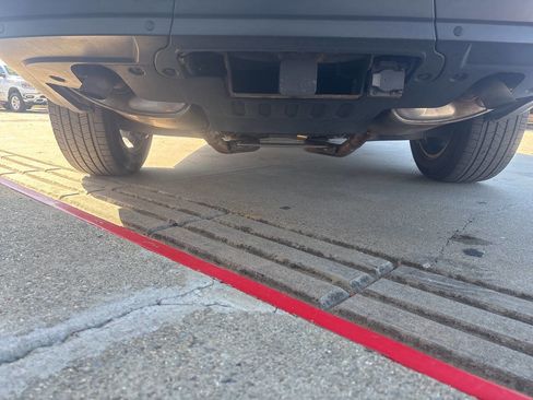 Used 2017 Land Rover Range Rover HSE image 24