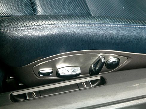Used 2013 Porsche 911 Carrera S image 22