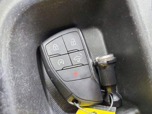 Used 2025 Chevrolet Silverado 1500 LT AWD/4WD image 34