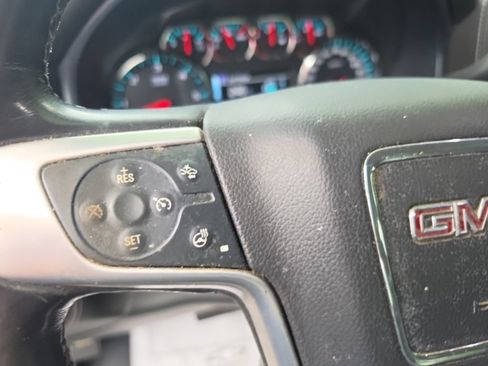 Used 2018 GMC Sierra 1500 SLT AWD/4WD image 13