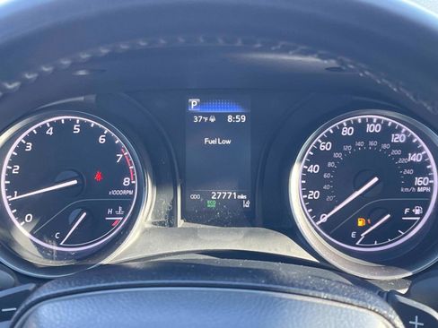 Used 2023 Toyota Camry SE image 40