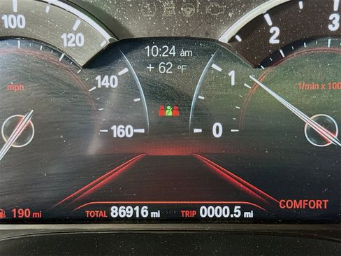 Used 2019 BMW X3 sDrive30i w/ M Sport Package image 12