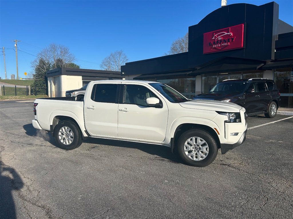 Used 2024 Nissan Frontier SV w/ SV Convenience Package RWD image 1