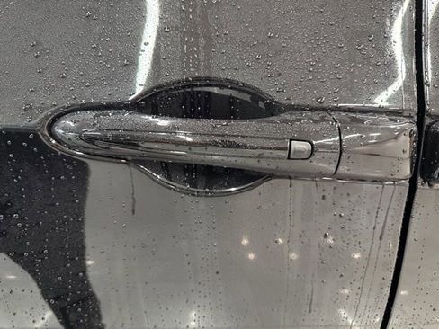 New 2026 Chrysler Pacifica Select w/ S Appearance Package image 19